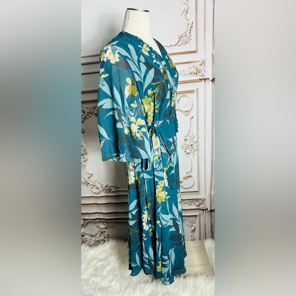 Floral Teal Maxi Dress - Picture 3 of 9